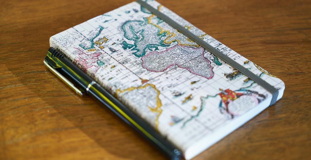 Custom Note Book one of the best gift for golfers